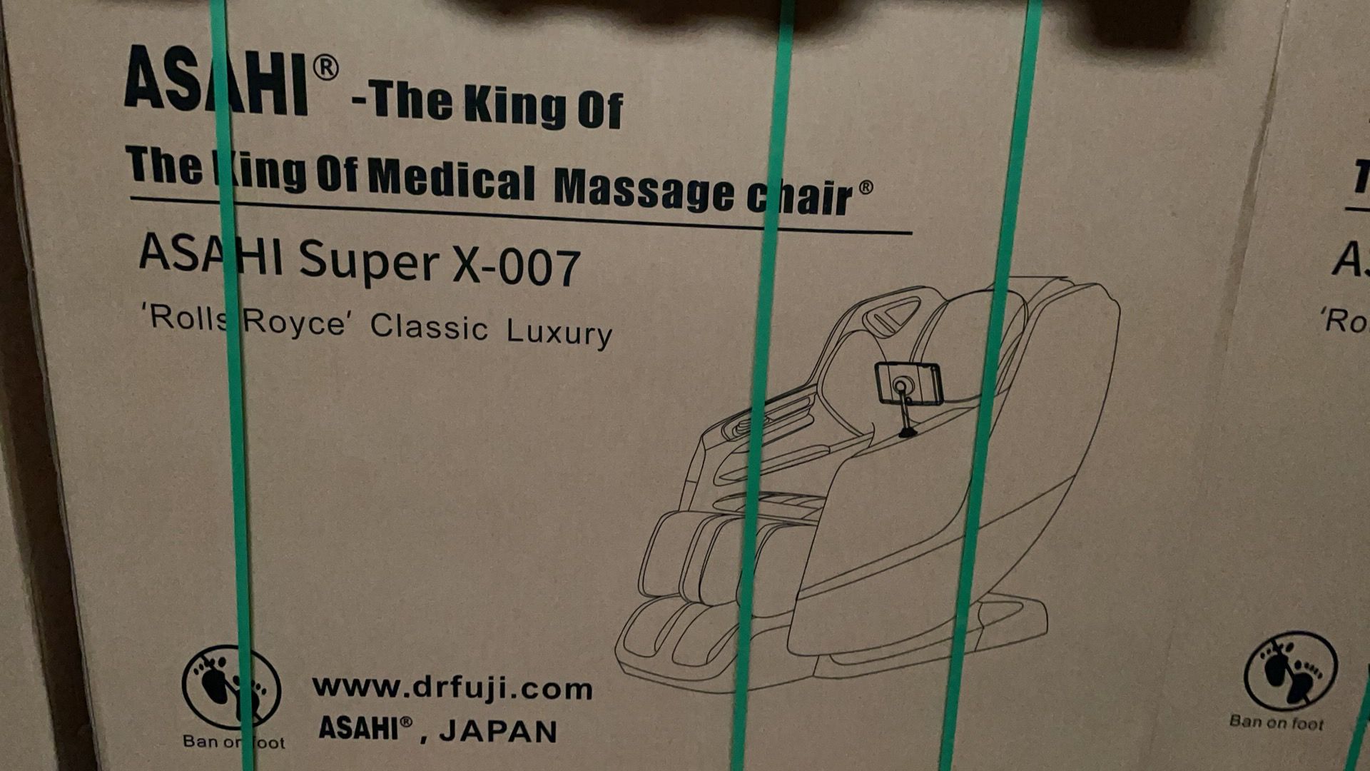 Dr. Fuji ASAHI® Super PRO X-007 3D Luxury Full Body Massage Chair