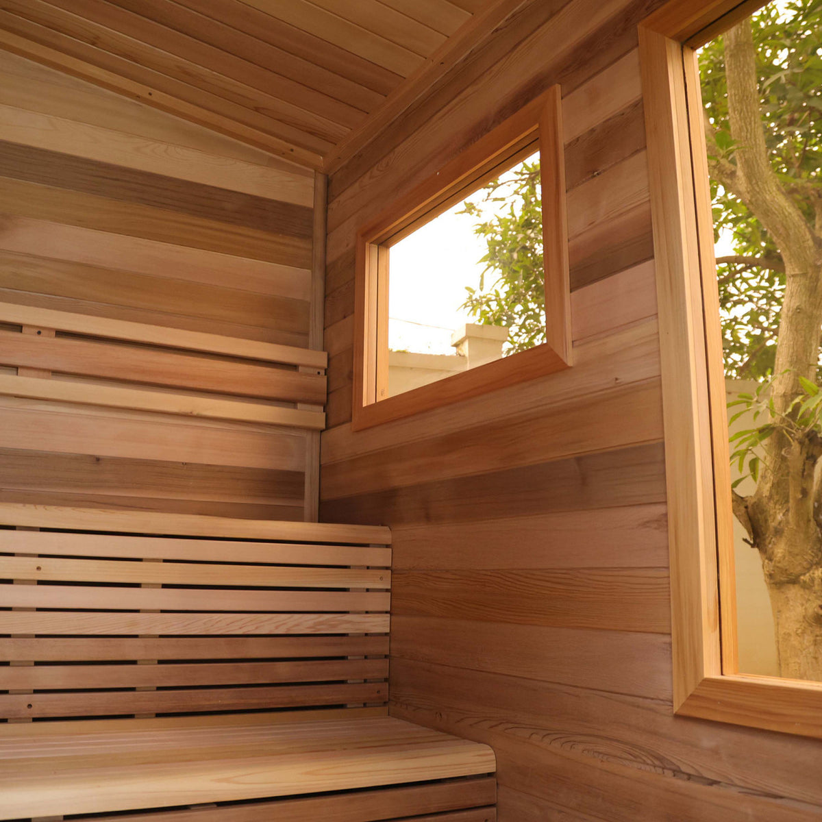 ALEKO Selenia Outdoor Sauna – 4 Person Red Cedar Traditional Wet &amp; Dry Sauna